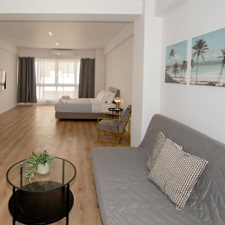 Frinely Apartments Atenas Exterior foto