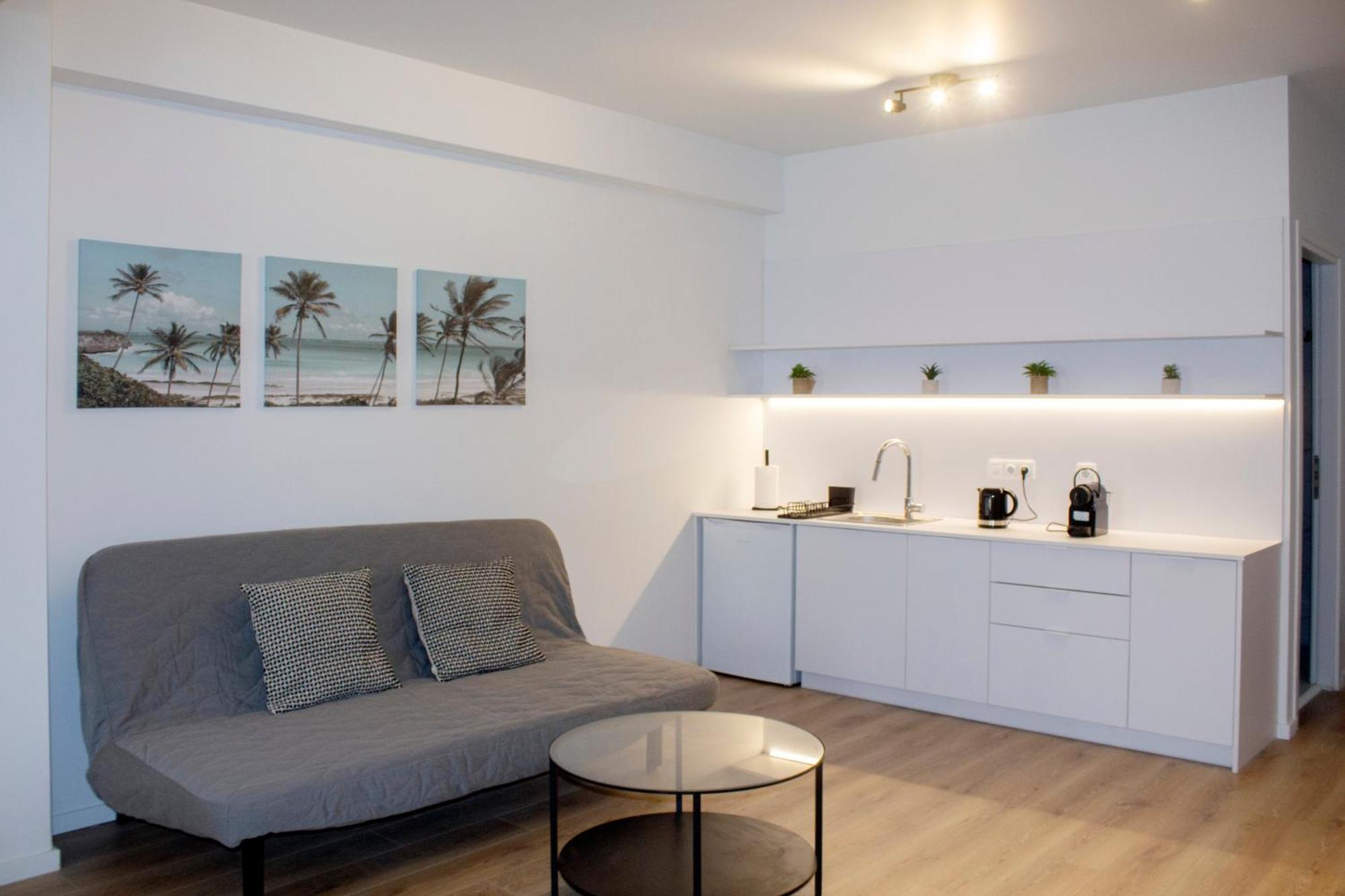 Frinely Apartments Atenas Exterior foto