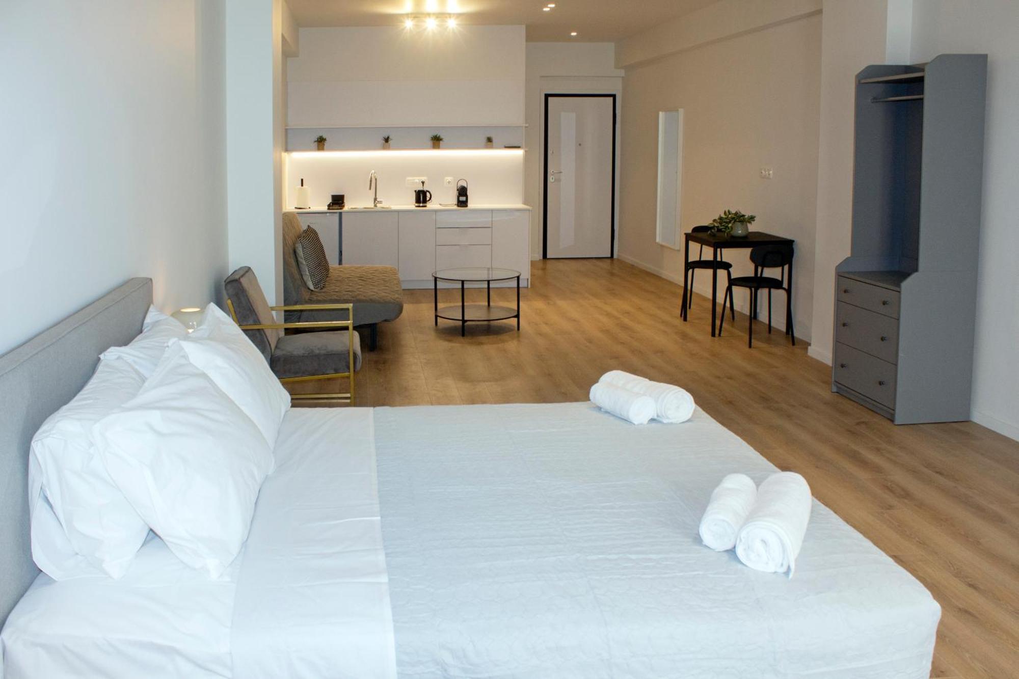 Frinely Apartments Atenas Exterior foto