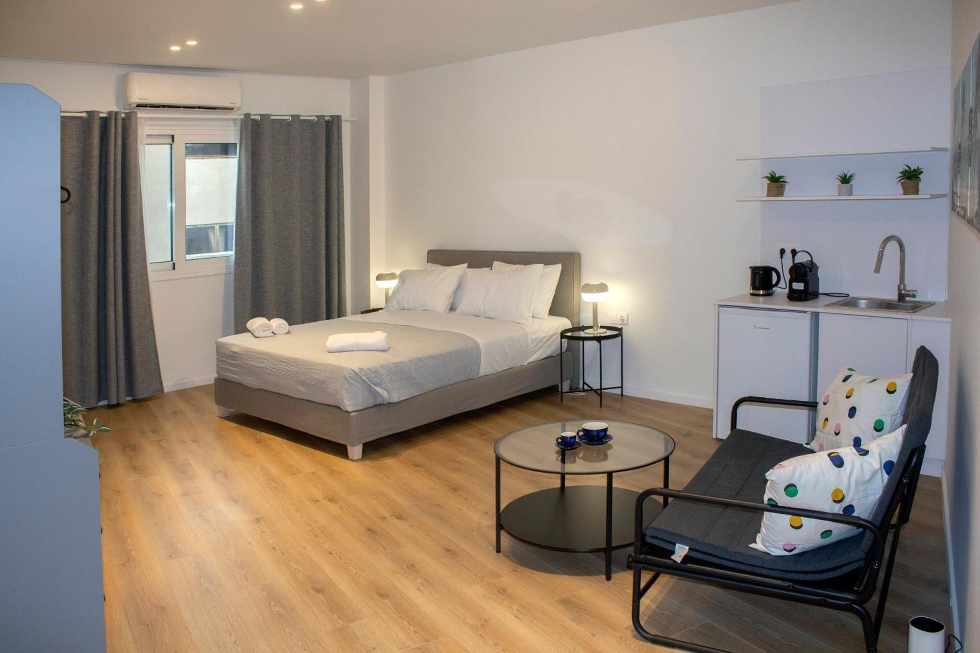 Frinely Apartments Atenas Exterior foto